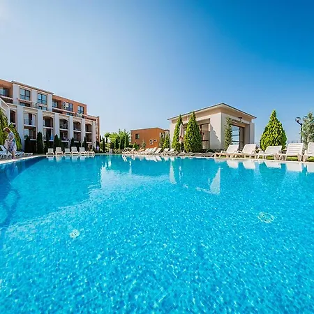 Sea Coast - 17 Pools Included アパート *